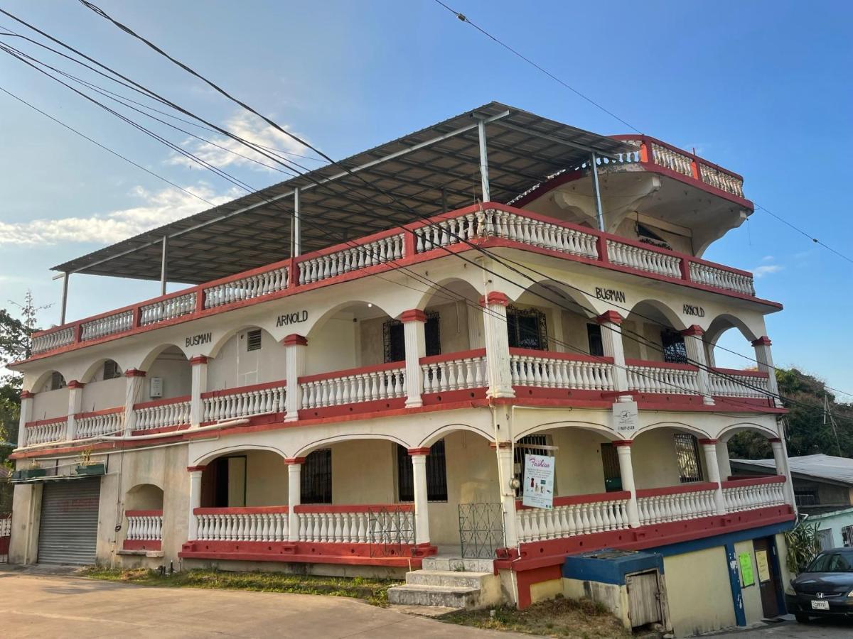 Arnold'S Guest House San Ignacio Dış mekan fotoğraf